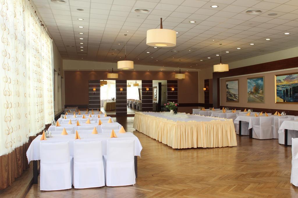 Osrodek Konferencyjno-Wypoczynkowy "Posejdon" W Ustce Hotel Ustka Bagian luar foto